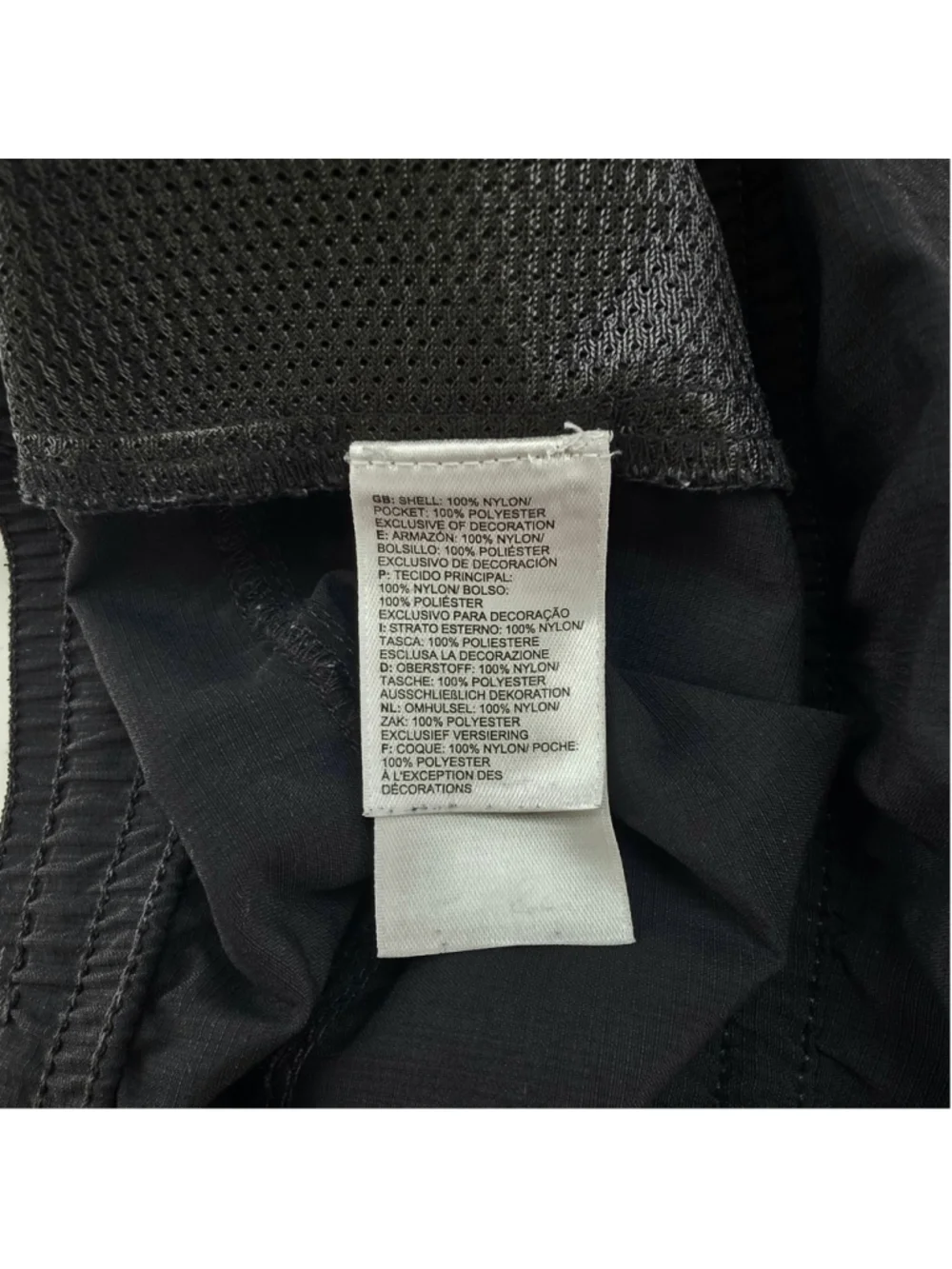 The North Face Mens XL Pull On Adventure Shorts Black Nylon FlashDry NF0A3T2U